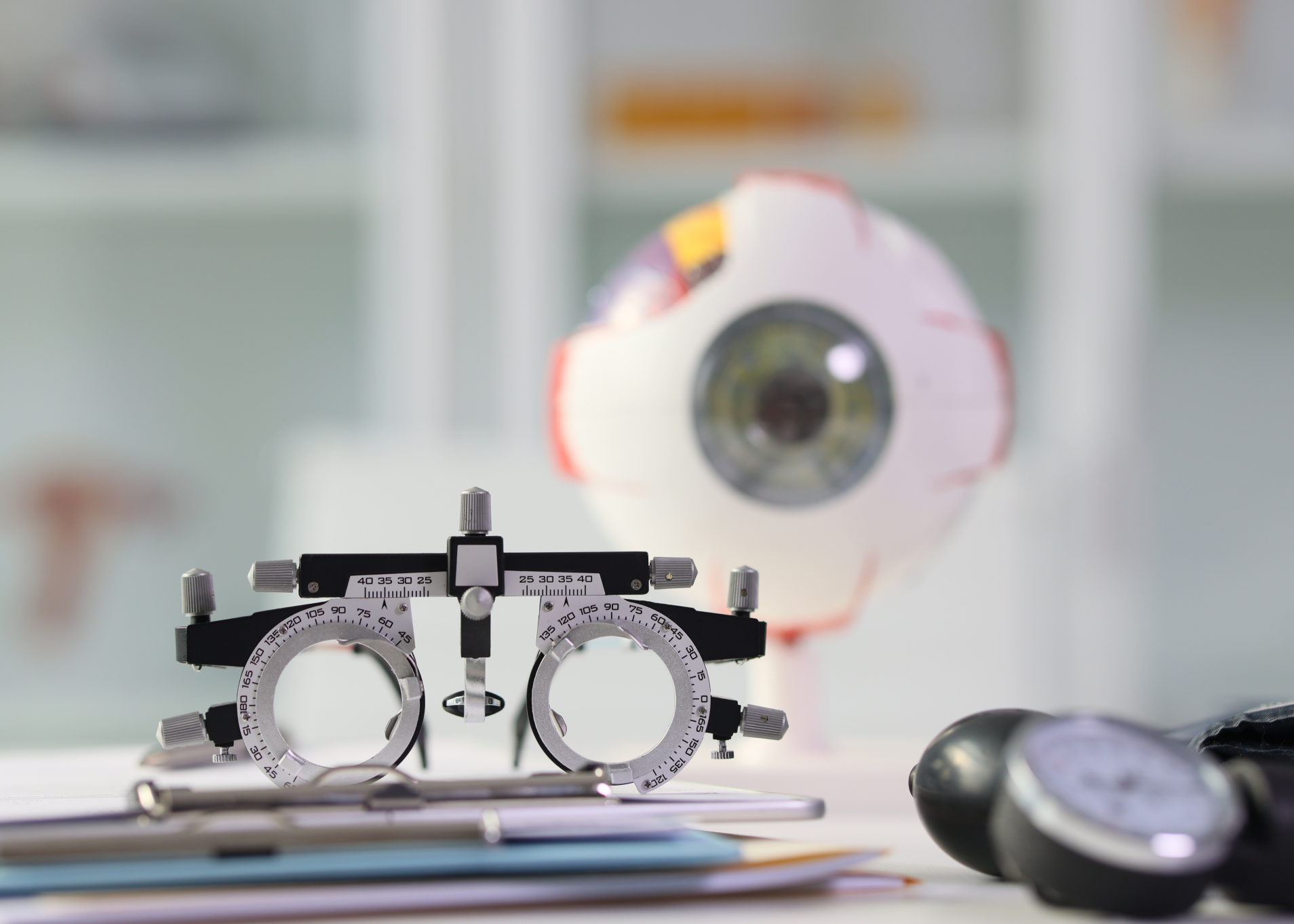 طب وجراحة العيون