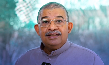 مع تقدم الطب، أصبحت عمليات تغيير مفصل الركبة أسهل وأدق!!