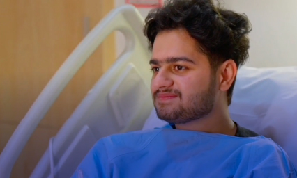 ورم المستقيم يمثل تحدياً صحياً يتطلب تشخيصاً دقيقاً وتدخلاً علاجياً سريعاً.