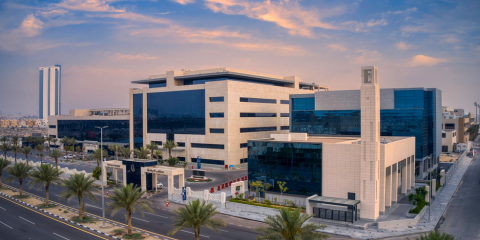 Saving the life of a thirty-year-old man after he fell from a building while working at Al-Mouwasat Hospital in Al-Khobar